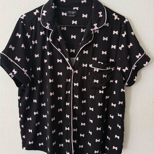 Kate Spade Black with Pink Bows Print Short Sleeve Button Down Pajama Top